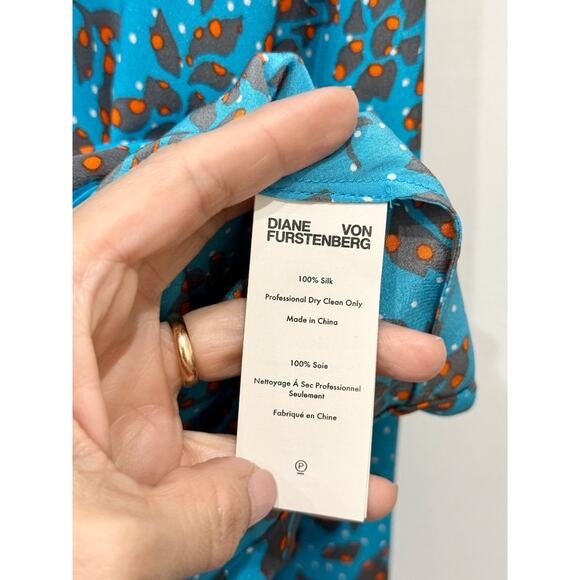 Diane von Furstenberg Floral Callow Collared Crossover Silk Blouse Blue/Orange 6 - Picture 5 of 5